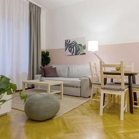 Okra Apartment Budapeste Exterior foto