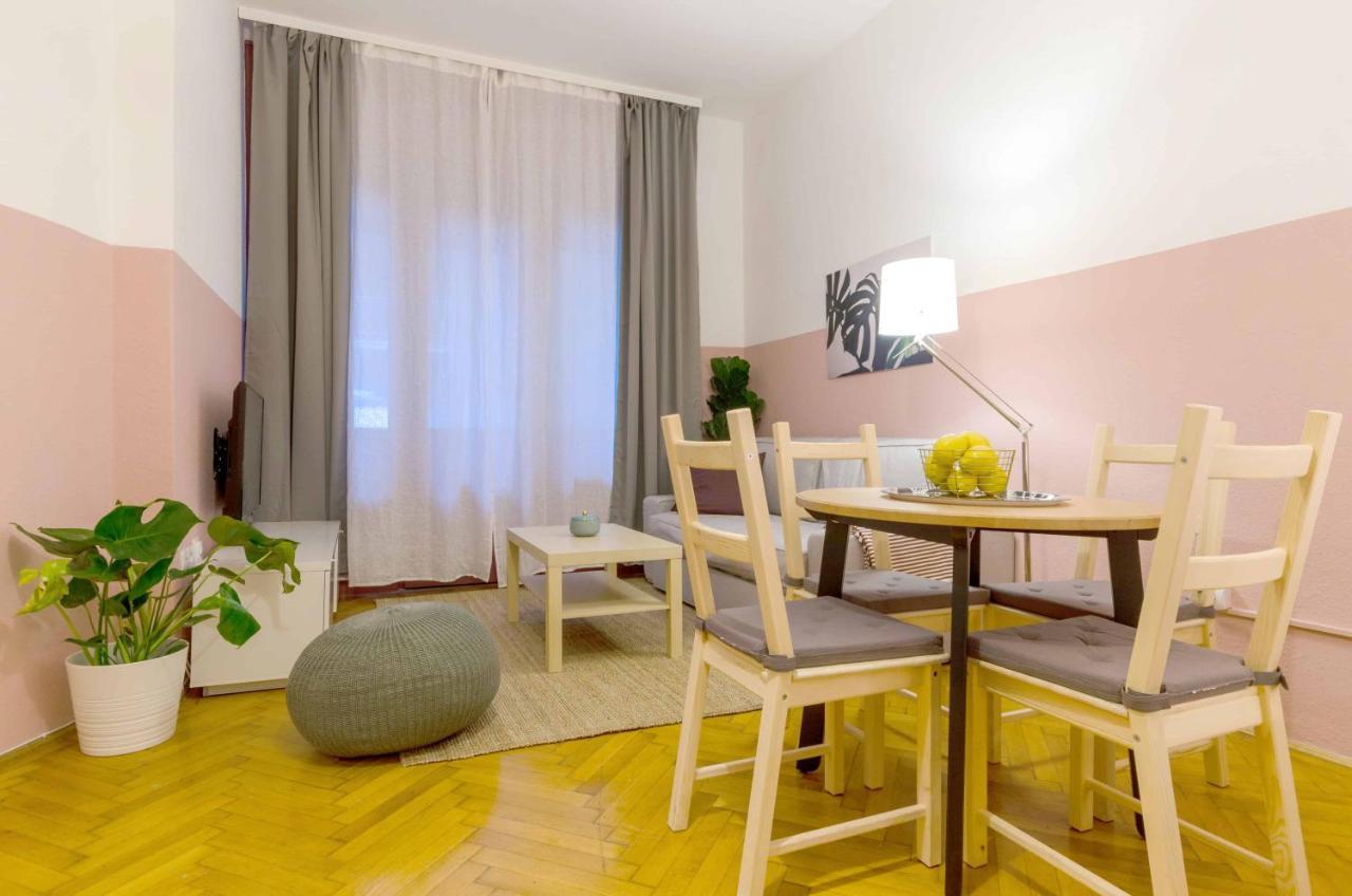 Okra Apartment Budapeste Exterior foto